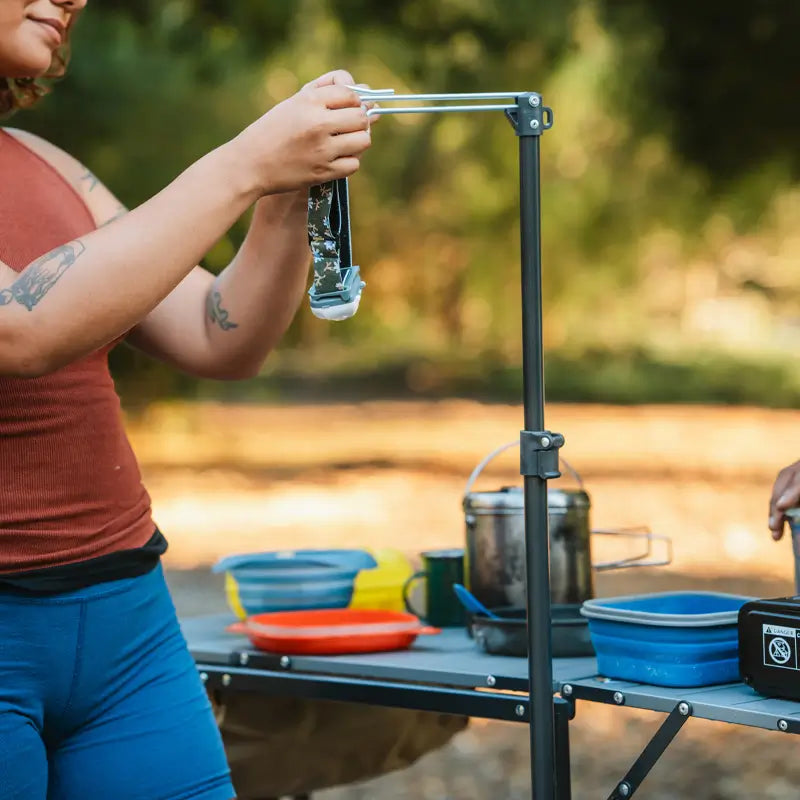 Heat-Resistant Tool Master Cook Station - Choice 171 - Heat-Resistant Over-Fire Grill Rack for Camping Detail